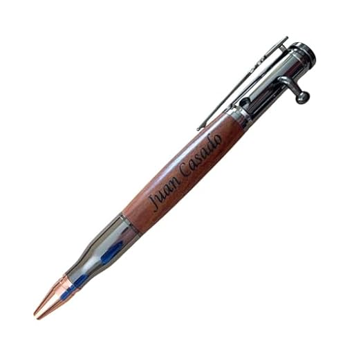 Regalo Grabado - Bolígrafo Personalizado de Caza | Clip de Rifle y Cerrojo de Pulsador | Ideal para Papá, Cazador, Novio, Marido | Recambio Estándar "Jumbo" | Regalo para Militares, Cazadores, Madera | Ya disponible en tu tienda friki favorita! En mundofriki.es!