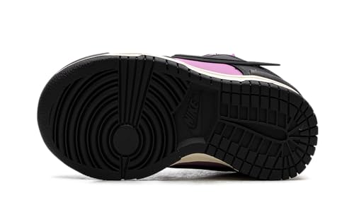 Image of Nike Women's Dunk Low Sneaker