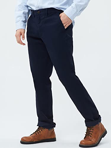 Image of Gap Men's Essential Slim Fit Chino Pants