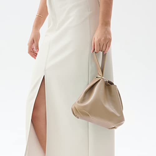 Bolso tipo clutch para mujer de cuero vegano suave miniatura 2