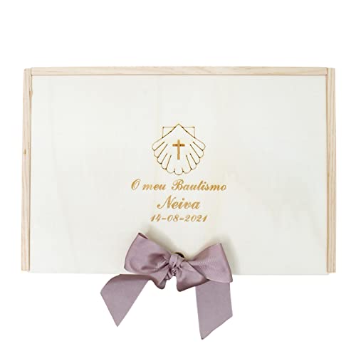 Miniatura 3 de Kit De Lujo Personalizado Para Bautizo - Conjunto De Vela, Pañuelo Y Concha Bordado Caja De Madera Grabada Con El Nombre Y Fecha Del Bautismo - Modelo París Rosa Maquillaje