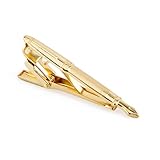Qualité supérieure : fabriquée en cuivre de haute qualité, la pince à cravate pour homme ne se décolore pas et ne rouille pas. La structure raisonnable et solide assure la durabilité et ne raye pas. Si vous voulez être beau et charmant, alors les épingles à cravate Wynameleri de qualité supérieure pour homme améliorent non seulement votre qualité d'homme, mais vous permettent également de vous démarquer de la foule. Conseils d'entretien : évitez l'eau et les objets tranchants. Essuyez avec un chiffon après utilisation et remettez-la dans la boîte pour prolonger la durée de vie de la pince à cravate.