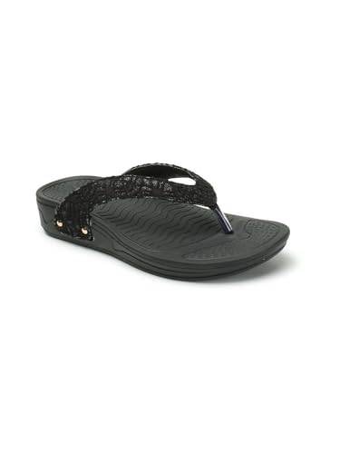 Image of Carlton London women's Textured Thong Comfort Sandals