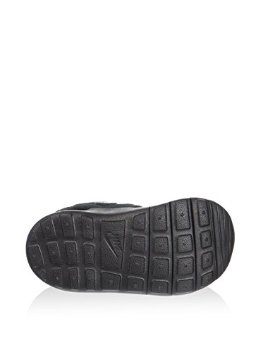 Nike Kid's Roshe One Running Shoe4