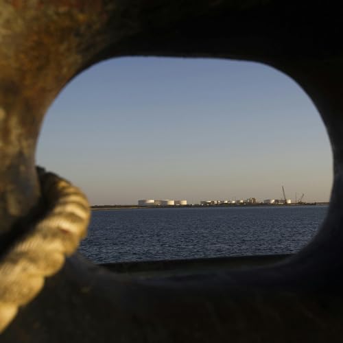 US troops, Israel's targets, IRGC, Mullin and the Fed Podcast Por  arte de portada