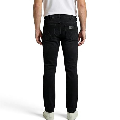 Image of Wrangler Men Black Millard Regular Fit Mid Rise Jeans