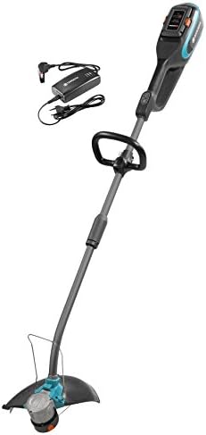 Gardena Set PowerCut Li-40/30 Akku-Trimmer: Rasentrimmer mit 300 mm Schnittkreis, langlebiger Schneidfaden, hohe Akkulaufzeit, integr. Pflanzenschutzbügel, teilbarer Stiel, Akku & Ladegerät (9827-20)