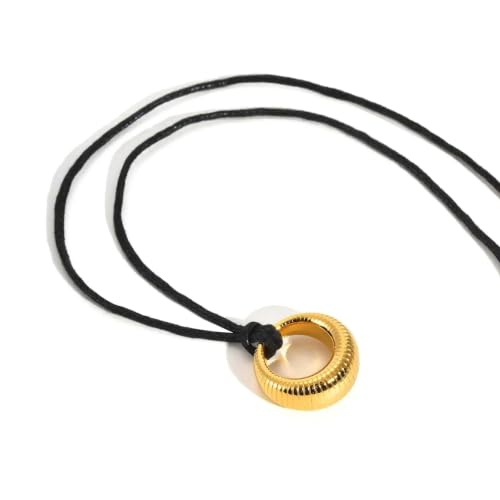 Collier rond creux en corde de cire parfait pour vos tenues d'hiver