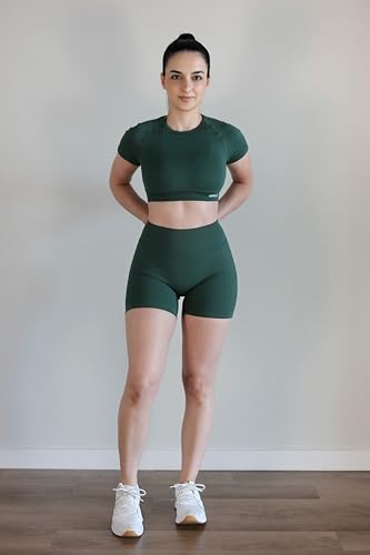 Image of AUROLA Influence Women Crop Top Short Sleeve Compression Workout T-Shirt | Raglan Short Sleeve Crop Top, High-Stretch Seamless Knit, Stay-Put Ribbed Underband, Soft Breathable Comfort
