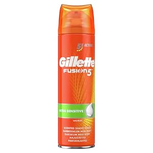 Procter & Gamble Gillette Fusion5 Ultra Sensitive Shaving Foam for Men, 250 ml, Soothes & Protects Sensitive Skin Leaving It Clean & Comfortable
