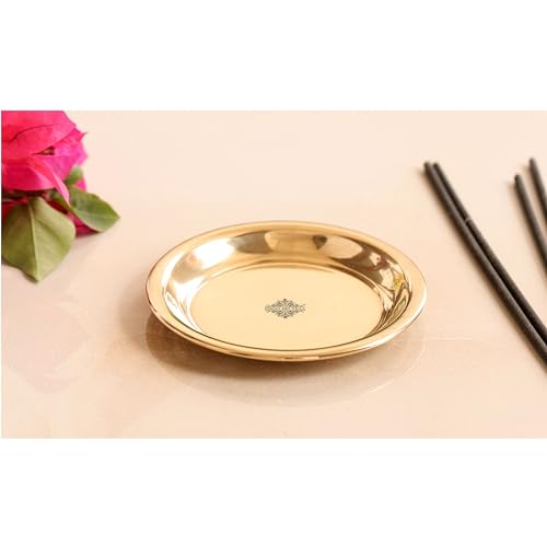 INDIAN ART VILLA Brass Pooja Thali, Spiritual Decor, Puja Essentials for Home Mandir, Dia -2.9 inch (Pack of 1)