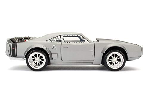 Jada Toys Fast & Furious 8 Doms Ice Charger, Auto, Tuning-Modell im Maßstab 1:24, zu öffnende Türen, Motorhaube und Kofferraum, silber