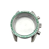 caja de ordenador modding ESPEJO DE BURBUJAS ACRÍLICO VINTAGE: A diferencia del cristal plano moderno, esta caja cuenta con un cristal acrílico (plexiglás) de cúpula alta. Este elemento de diseño recrea fielmente la estética cálida y distorsionada de los relojes de carreras vintage de los años 60. Grosor total: 14,5 mm.