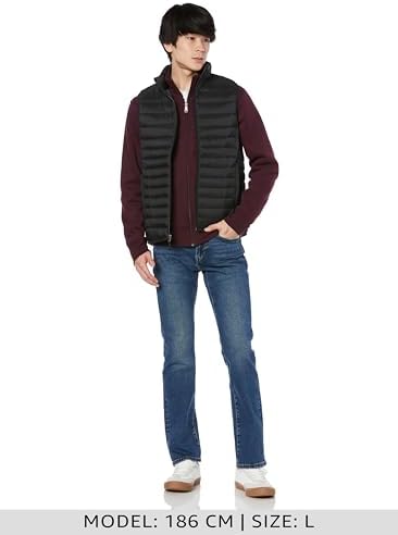 Amazon Essentials Men's Lightweight Packable Waterproof Puffer Vest