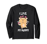 ¿Te gusta pasar tiempo con tus mascotas hámsters? Entonces este lindo hámster con un adorable diseño artístico es para que muestres tu amor por los roedores y es una impresionante idea de regalo para los orgullosos propietarios de hámsters o para una loca