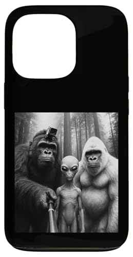 Sasquatch Yeti Alien Selfie, Funny Bigfoot Hiking Vlog Coque pour iPhone 13 Pro