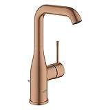 Die elegante Ablauf-Lösung: Ein dezenter Hebel auf der Rückseite der Armatur lässt dich den Ablauf schließen, um das Becken zu füllen, und wieder öffnen, um es zu entleeren – ganz ohne die Hände ins gebrauchte Wasser zu tauchen. Komfort und Einfachheit in einem cleveren Detail