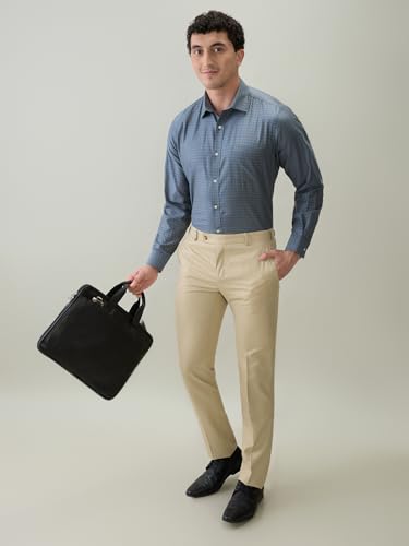 Image of Park Avenue Men Regular Fit Structure Pattern Cotton Polyester Blend Semi Cutaway Collar Full Sleeve Formal Shirt