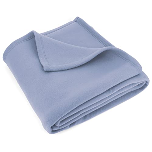 Linnea Couverture Polaire 240x260 cm Isba Myosotis 100% Polyester 320 g/m2 traité Non-feu