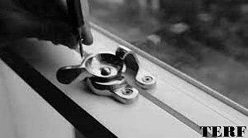 TERF® Traditional Polished Chrome Sash Window Lock Catch Latch Fitch Fastener With Fixing Screws For Wood Aluminium UPVC Vinyl Frames - Image 5