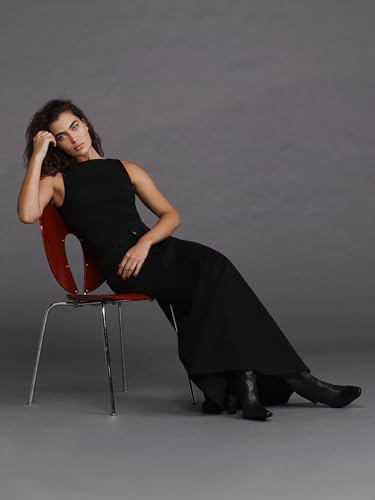 EXPRESS Women’s Body Contour Tank – Fitted Boatneck Cotton-Blend, Smoothing Stretch, Layering Essential4