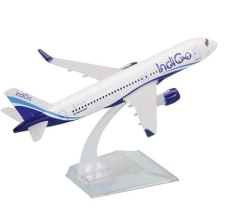 Toys Uncle Diecast Aeroplane Scale Model, 16 cm: A380 Emirates Airlines