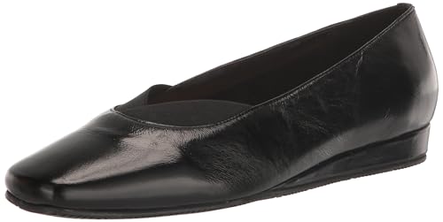 SoftWalk Women's Viana Ballet Flat, Black Patent, 10.5 Wide