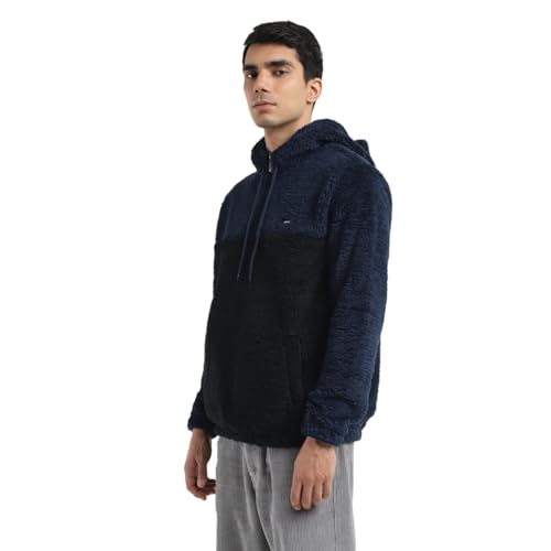 Image of Levi's Men Polyester Regular Fit Hooded Sweatshirt