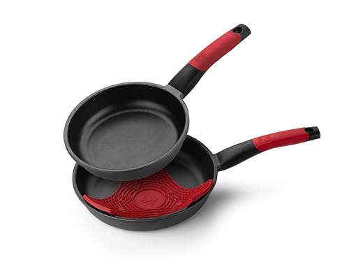 BRA Premiere | Set aus 20 und 24 cm großen Bratpfannen aus Aluminiumguss mit Antihaftbeschichtung, geeignet für alle Herdarten, einschließlich Induktion, inklusive Untersetzer, Rot, 20|24 cm