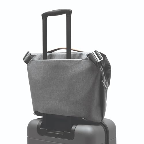 Peak Design Everyday Messenger V3 13L, Black, Weatherproof Camera and Work Bag with Laptop Sleeve, Expandable, MagLatch Closure, FlexFold Dividers, Fits 13" Laptop, Messenger Bag for Men and Women