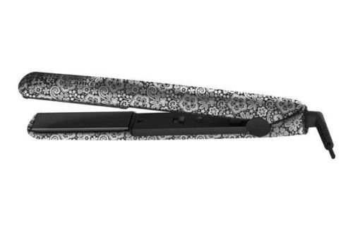 Lace Collection Straightener with Accessories by Nicky Clarke.