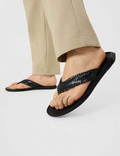 Image of Mochi Men's Faux Leather Woven Comfy Stylish Chappal