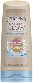 Jergens Natural Glow In Shower Lotion, Self Tanner for Fair to Medium Skin Tone, Sunless Tanning Wet Skin Lotion for Gradual, Flawless Color, 7.5 Ounce (Packaging May Vary)