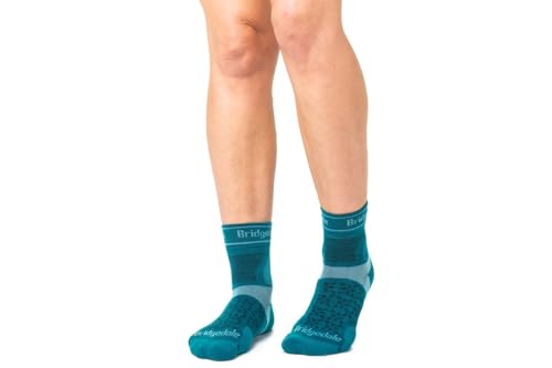 Image of Bridgedale womens Trail Run Ultralight T2 Merino Performance Crew