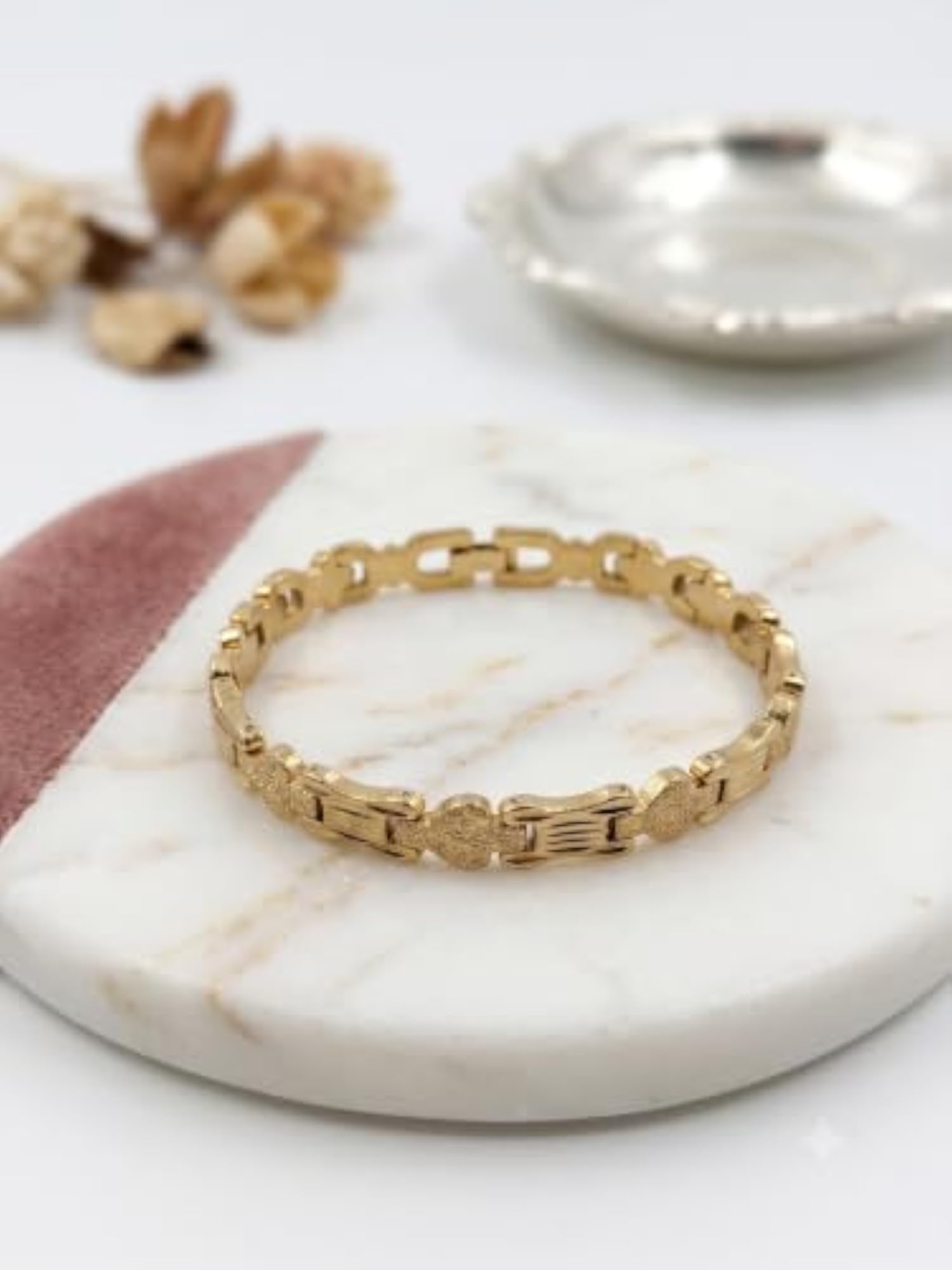 Amara Bracelet for Women, Stylish Brass Copper Alloy Gift