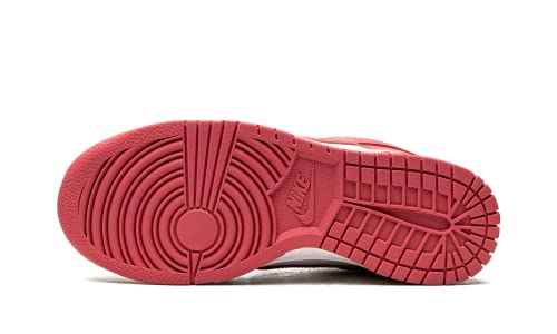 Image of Nike Dunk Low SE Women's Trainers