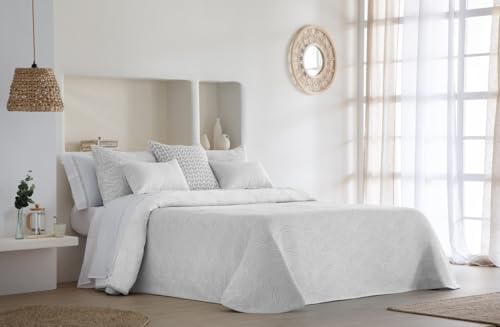 JVR   Colcha Tamaño 180 Ligera y Suave