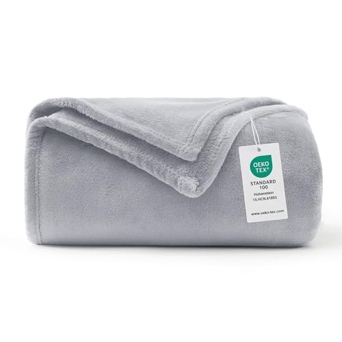 WAVVE Plaid Couverture Polaire Flanelle en Microfibre, Jeté de Canapé 150x200 Gris Clair, Couverture lit Jete de Canape 2 Personnes, Plaid Fourrure Grand...