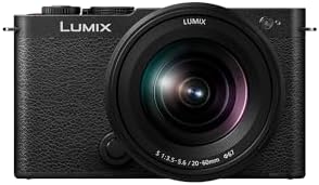 Panasonic Lumix DC-S9KE-K Videocamera Mirrorless Full Frame Open Gate per Vlogging, 24,2MP, Video 6K/4K, PDAF 779 Punti, Stabiliz. Immagine, Schermo Free-Angle, WiFi 5Ghz, Obiettivo 20-60mm, Nero