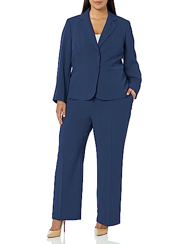 Women's Petite Jacket/Pant Suit