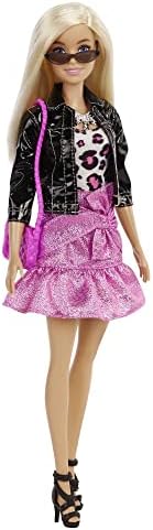 Barbie Advent Calendar with Barbie Doll ,24 Surprises Including Day Night Trendy Clothing & Accessories, Festive Holiday Themed for Kids 3 to 7 Years - GYN37