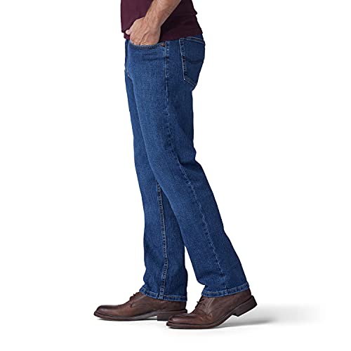 Image of Lee Men's Cotton Blend and Polyester Regular Fit Straight Leg Jeans