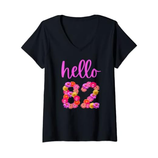 Mujer Flor de cumpleaños de 82 años Hola 82 Es mi cumpleaños 82 Camiseta Cuello V