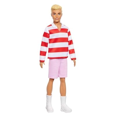 Barbie Fashionistas Ken Muñeco n. 241 rubio con un polo de rayas rojas y blancas, pantalones cortos rosas, calcetines blancos y zapatillas deportivas, HYV01 | Ya disponible en tu tienda friki favorita! En mundofriki.es! Barbie Fashionistas Ken Muñeco n. 241 rubio con un polo de rayas rojas y blancas, pantalones cortos rosas, calcetines blancos y zapatillas deportivas, HYV01 | Ya disponible en tu tienda friki favorita! En mundofriki.es!