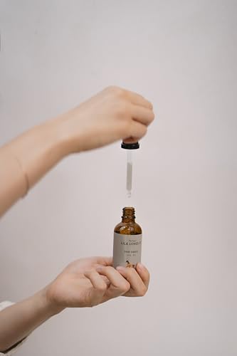 LILA LOVES IT Ohrpflege für Hunde - natürlicher Entzündungsschutz, beruhigt und erfrischt, stärkt die Widerstandskraft empfindlicher Hundeohren, vegan, Ohr-Engel, 50 ml