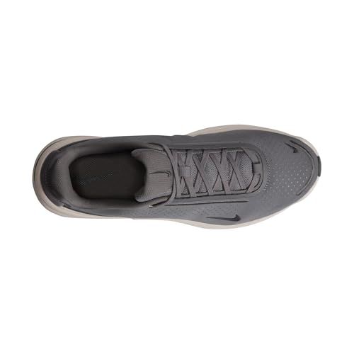 Image of Nike Mens Air Zoom Upturn Sc Sneakers