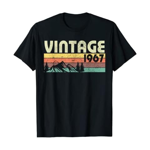 Retro Vintage 1967 Graphics 55th Birthday Gift 55 years old T-Shirt Cover