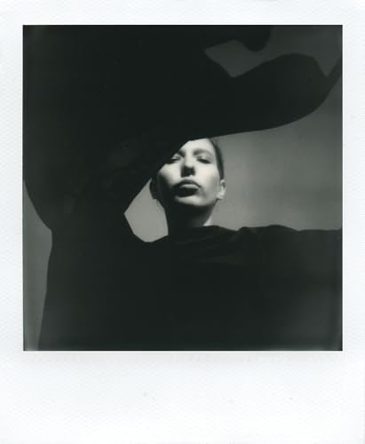Image of Polaroid B&W Film for I-Type (6001)