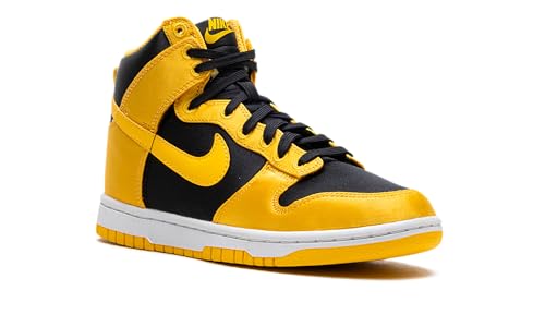 Image of Nike Women's Dunk High Sneaker