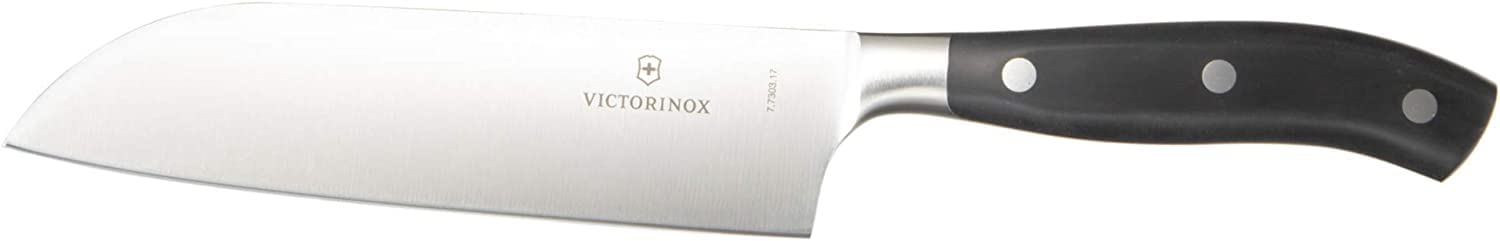 Victorinox, coltello Santoku Grand Maitre con lama forgiata in acciaio inox da 17 cm, nero